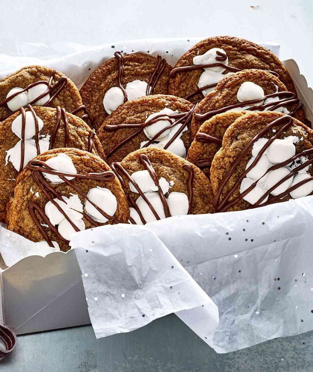 S'mores Symphony Cookies with Cocoa, Marshmallow, and Chocolate